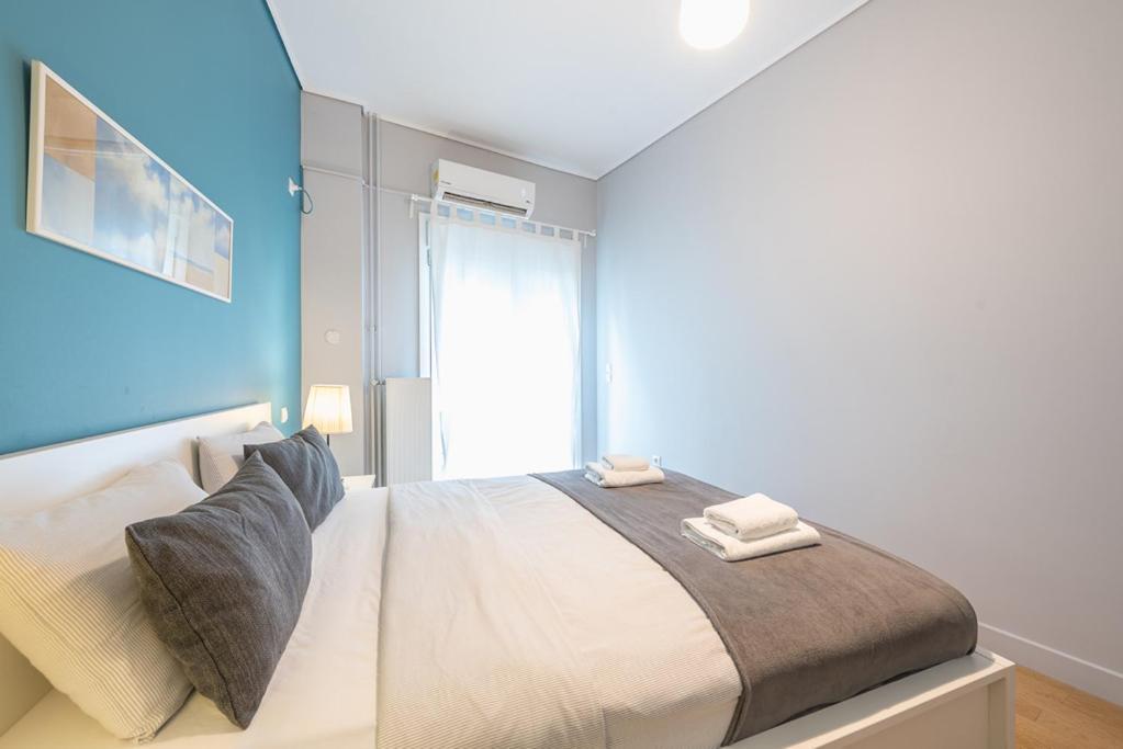 Pame Rentals - 2Bd & 2Ba Home, 4 Min To Acropolis Athens Luaran gambar