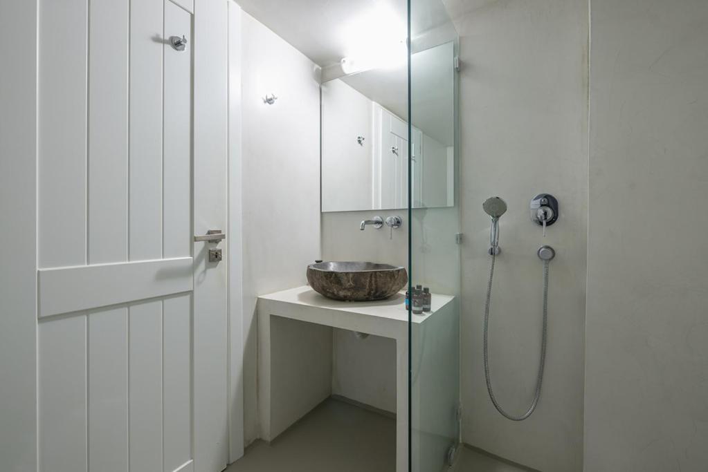 Pame Rentals - 2Bd & 2Ba Home, 4 Min To Acropolis Athens Luaran gambar