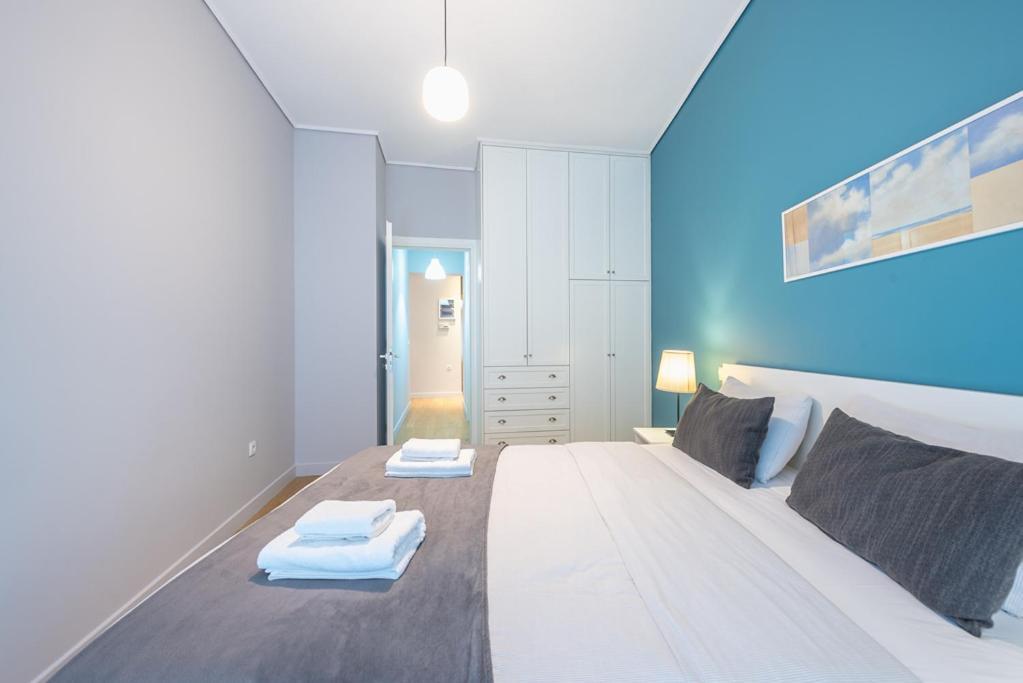 Pame Rentals - 2Bd & 2Ba Home, 4 Min To Acropolis Athens Luaran gambar
